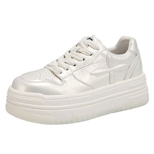 日泰小白鞋女厚底增高松糕休闲板鞋2025春夏新款百搭鞋子面包鞋女