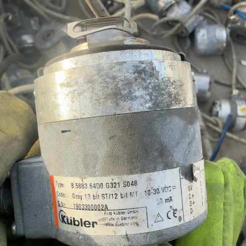 咨询后拍拆机库博乐编码器8.5883.64D0.G321.S048一