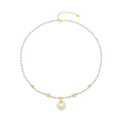 周大生和田玉平安扣淡水珍珠项链