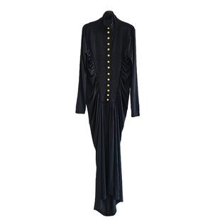 意式极简风轻奢异形金属扣单排扣褶皱长袖连衣裙收腰优雅女士长裙