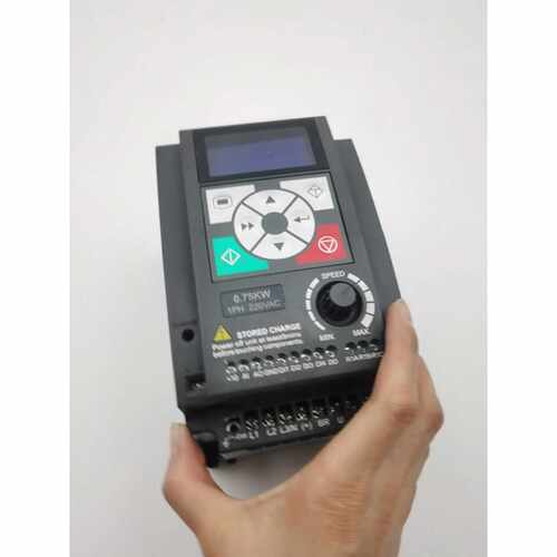 HD09-2S0P7G 0.75KW 1PH 220VAC原