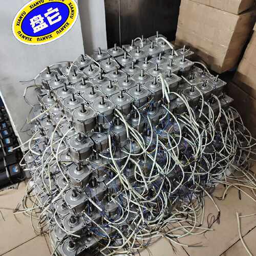 议价三相220V120W电机小型电机变频电机马达