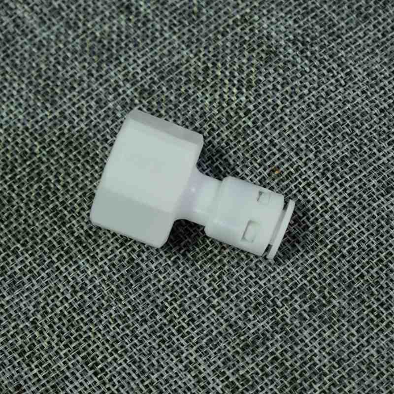 净水器接头KM42内直 4分内牙转2分管 四分内牙转两分 4分化2分