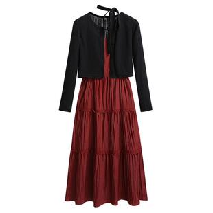 枣红色吊带蛋糕连衣裙外搭针织开衫女2026早春装新款高级感两件套