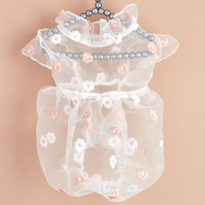 猫狗通用欧根纱刺绣浪漫宠物用品雏菊小袖犬飞衣服小型礼服连衣裙