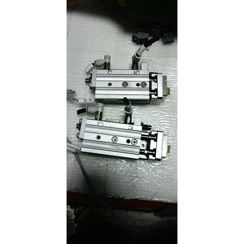 询价下单SMC气缸 MXQ12-30BSCT  2个，实物拍摄，成色
