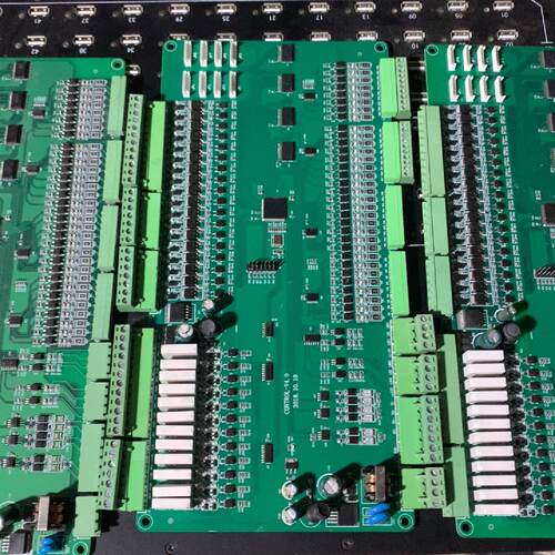 溢价-控制主板一张。型号：CONTROL-V4.0