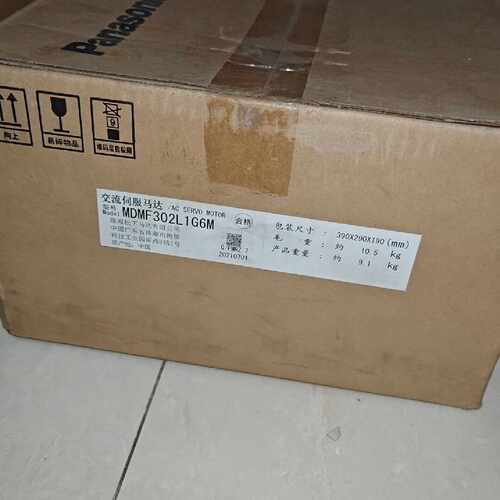 议价全新伺服电机 MDMF302L1G6M，原装，假一罚维修