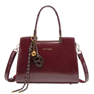 红色包包女中年女士妈妈婚宴包