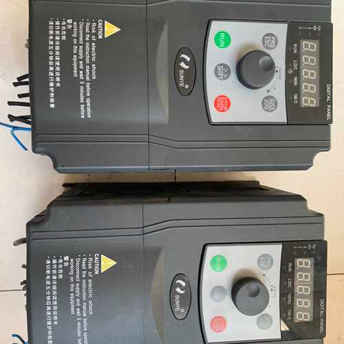 询价-日业变频器CM530 4kw-5.5kw 九成新 没有擦