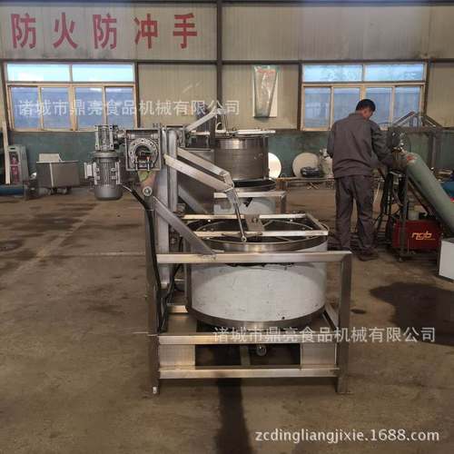 大豆拉丝蛋白脱油机 上出料油炸蚕豆，花生脱油机 鼎亮机械生产