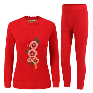 马年本命年衣服红色妈妈装加绒中老年人2025时尚女装套装内衣秋冬