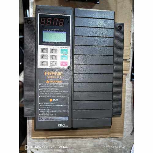 询价5.5KW220V变频器 FRN5.5G11S-2，机器