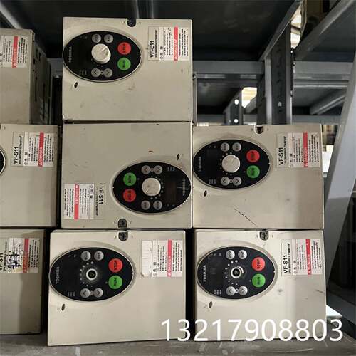 议价VFS114015PLWNR5东芝变频器380V1.5KW功能包好质保一个月全新