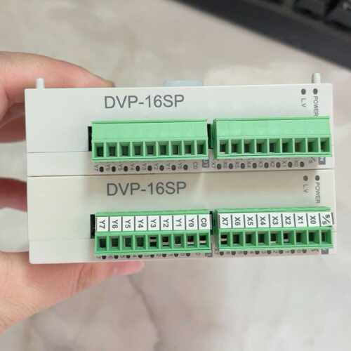 溢价-台达PLC模块 DVP16SP11R 2只