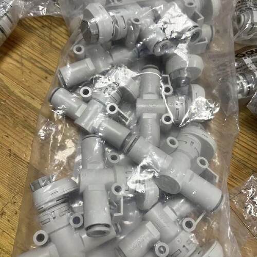 闲置正品SMC调节阀AS3002FS08库存50个