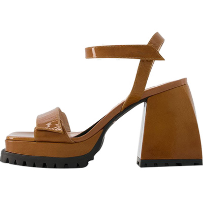 粗跟真皮法式复古风防水罗马凉鞋