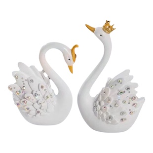 汽车摆件ins可爱情侣小天鹅车载车内饰品车上网红中控台装饰用品