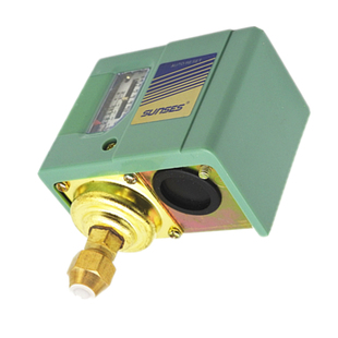 白色压力开关SNS-103空气控制器SSNS-106 SSNS-110/120/130鹭宫型