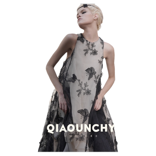 立裁 QIAOUNCHY俏云曦｜黑色蝴蝶蕾丝立裁和手缝裙撑高定连衣裙