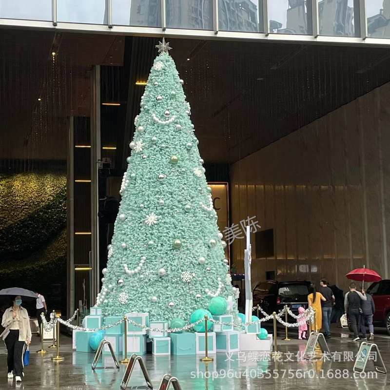 RGB彩灯音乐同步DMX512控制铁艺框架 大红色仿真松枝圣诞树装置