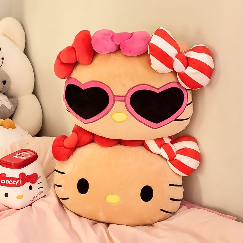 哈喽Kitty抱枕被两用靠枕办公室午睡枕头空调毯子二合一沙发盖毯