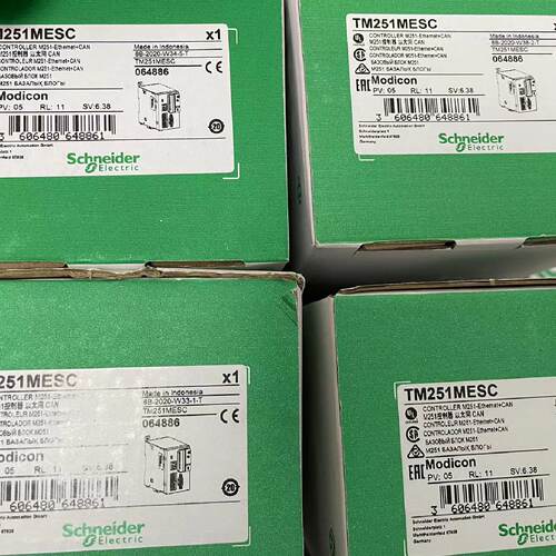 议价施耐德全新原装TM251MESC TM251MDESE现货模块