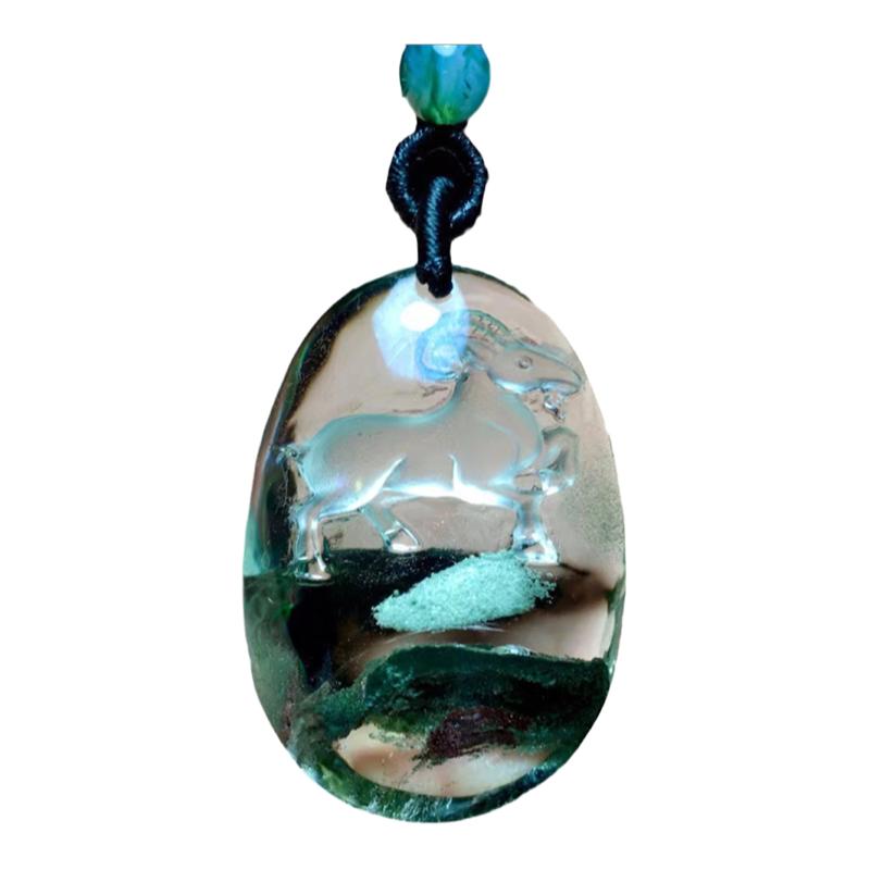 水晶大师雕刻手把件吊坠牛