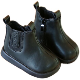 女宝宝鞋子春秋季女童短靴防滑软底儿童靴子小童马丁靴皮靴男童靴