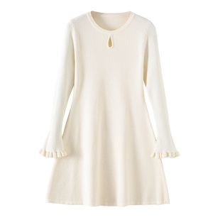 法式小心机针织连衣裙秋冬黑色打底裙子中长款内搭收腰毛衣女短裙