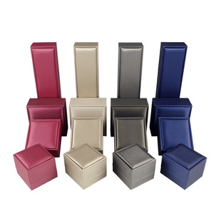 新款拉丝PU皮饰品盒戒指盒婚戒首饰收纳盒子项链盒吊坠手镯礼盒子