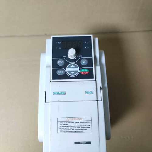 溢价-四方750W变频器，型号E550-4T0007，380V/0
