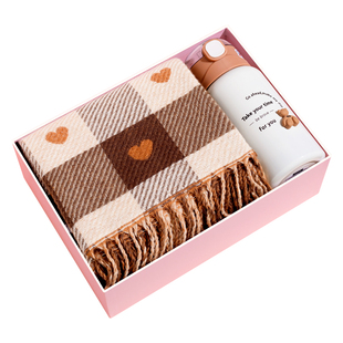 围巾女冬季送女生生日新年情人节礼物帽子手套三件套礼盒高级感的