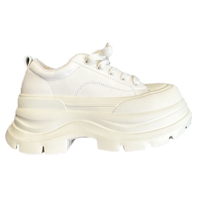 超火松糕配阔腿裤老爹鞋