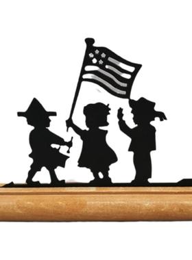 美国艺术家手工制作木雕装饰摆件