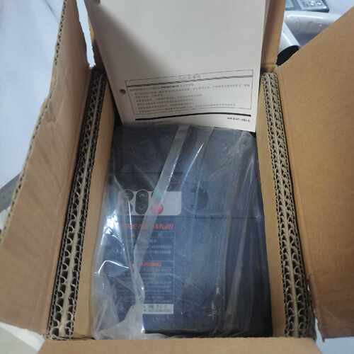 变频器FRN2.2E1S7C单相220V2.2KW