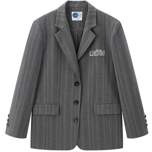 【tombonia联名】乐町商场同款简约宽松绣花标西装外套C2BAF3325