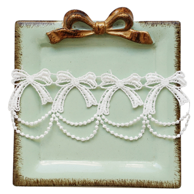 痛板用丝带蝴蝶结吧唧托花边cla