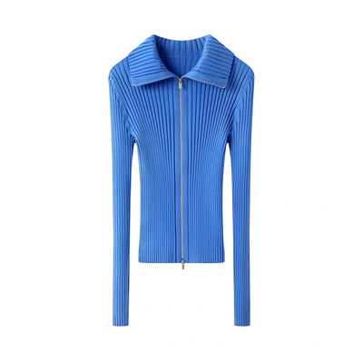 早秋超好看的薄款毛针织衫女士