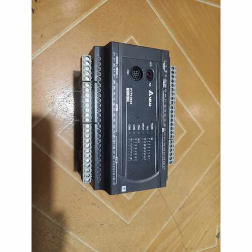 询价台达PLC DVP32ES200T，，成色为实图