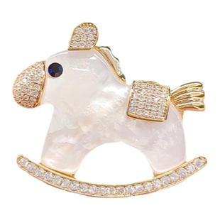 设计感小众母贝胸针女款2023新款奢华高级感防走光别针扣西服胸花