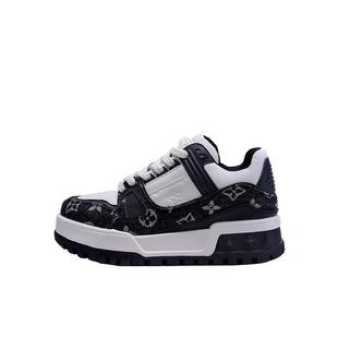 高梵诗2025新款小胖丁女鞋复古老花运动休闲厚底板鞋潮牌面包鞋女