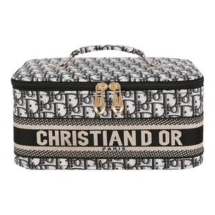 新款高端旅行便携式化妆包女2026超火大容量带镜子化妆品收纳盒箱