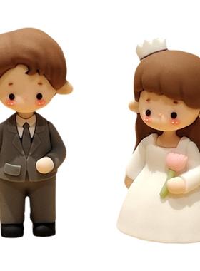 少女心桌面情侣小摆件可爱办公室车载装饰品卡通婚庆人偶礼物女生