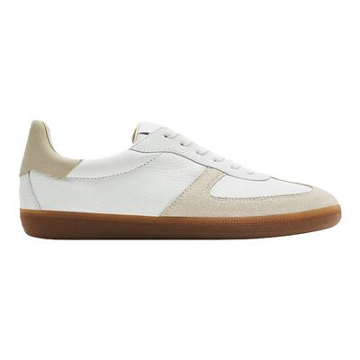 MD休闲圆头平底拼接绒面运动鞋