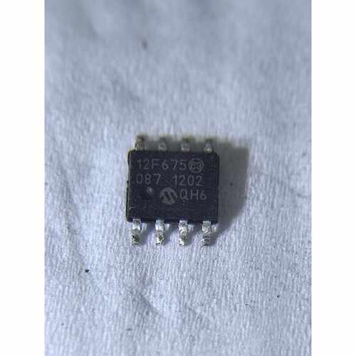 议价PIC12F675ISN芯片SOP8封装几乎全新维修