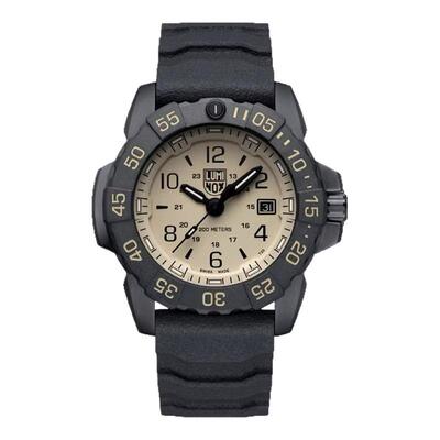 瑞士雷美诺时沙漠色户外运动军表