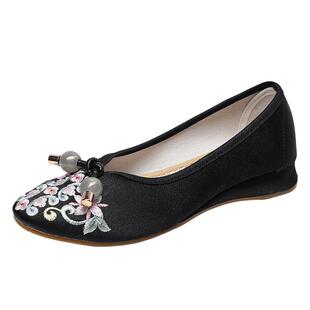 复古缎面绣花鞋女秋季牛筋底配旗袍的鞋子百搭时尚单鞋古风汉服鞋