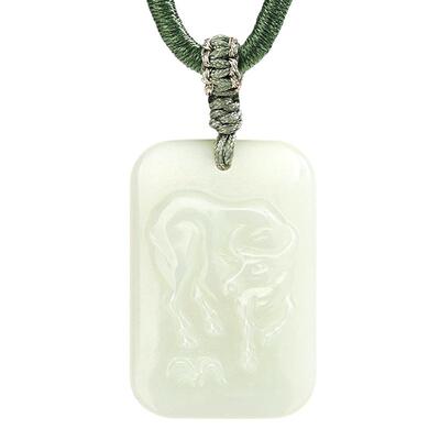 周大生官方天然和田玉无事牌十二生肖玉石吊坠情人节礼物送男朋友