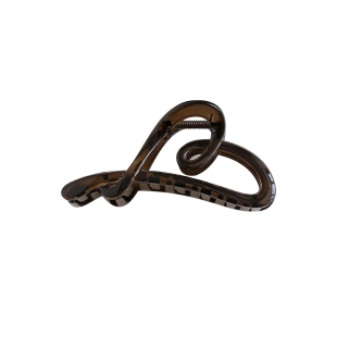 许我耀眼赵露思同款爱心抓夹女高级感2025新款夹子后脑勺鲨鱼夹